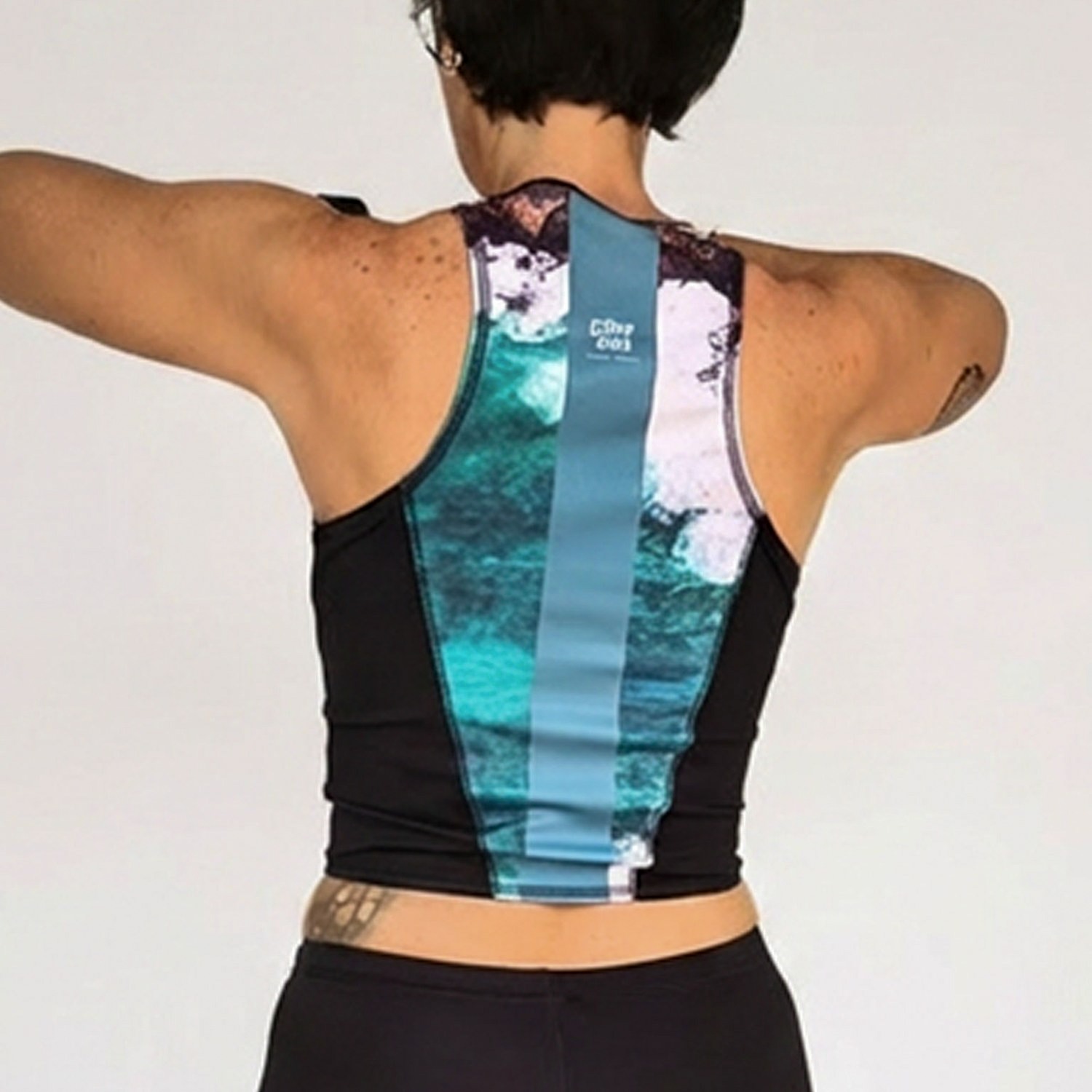 Top de running de patronaje exclusivo full print